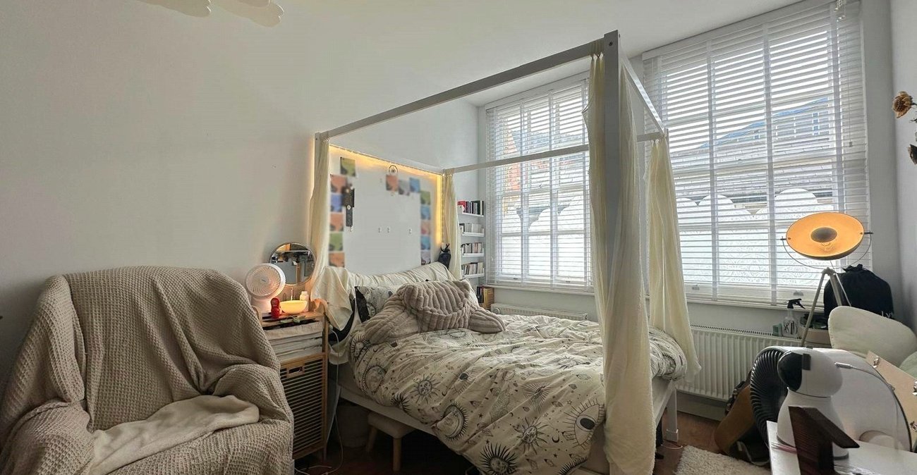 1 bedroom property for sale in London | Robinson Jackson