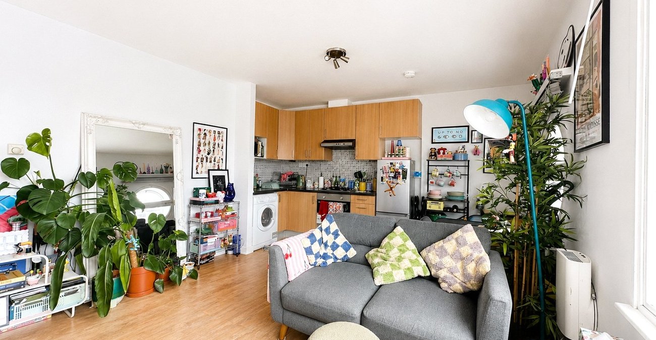 1 bedroom property for sale in London | Robinson Jackson