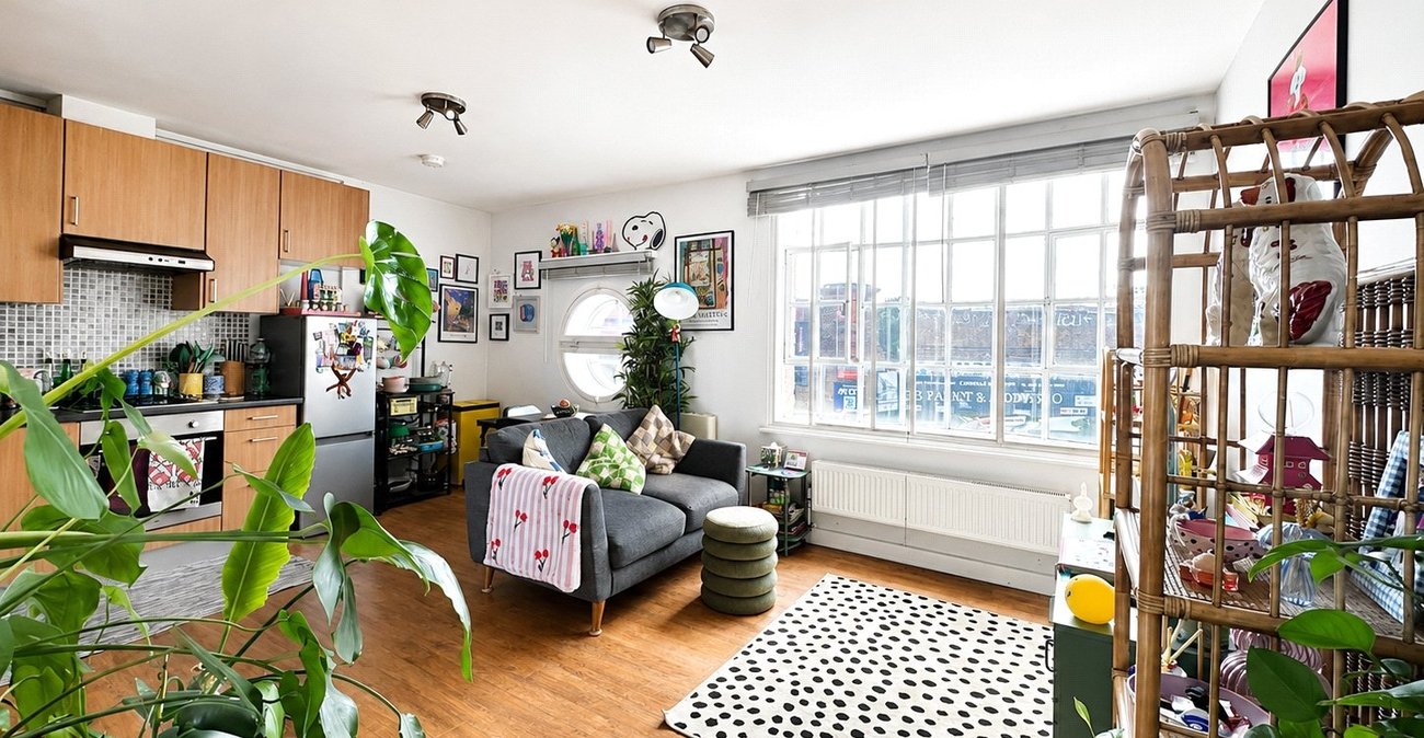 1 bedroom property for sale in London | Robinson Jackson