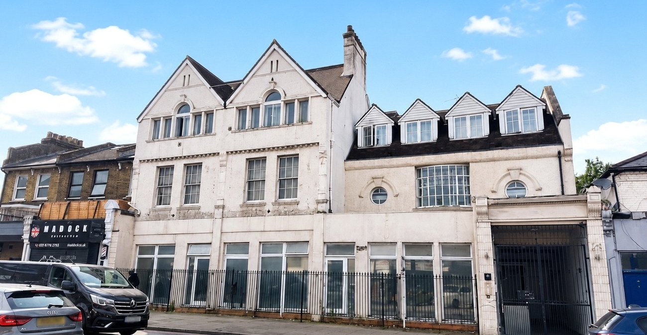 1 bedroom property for sale in London | Robinson Jackson