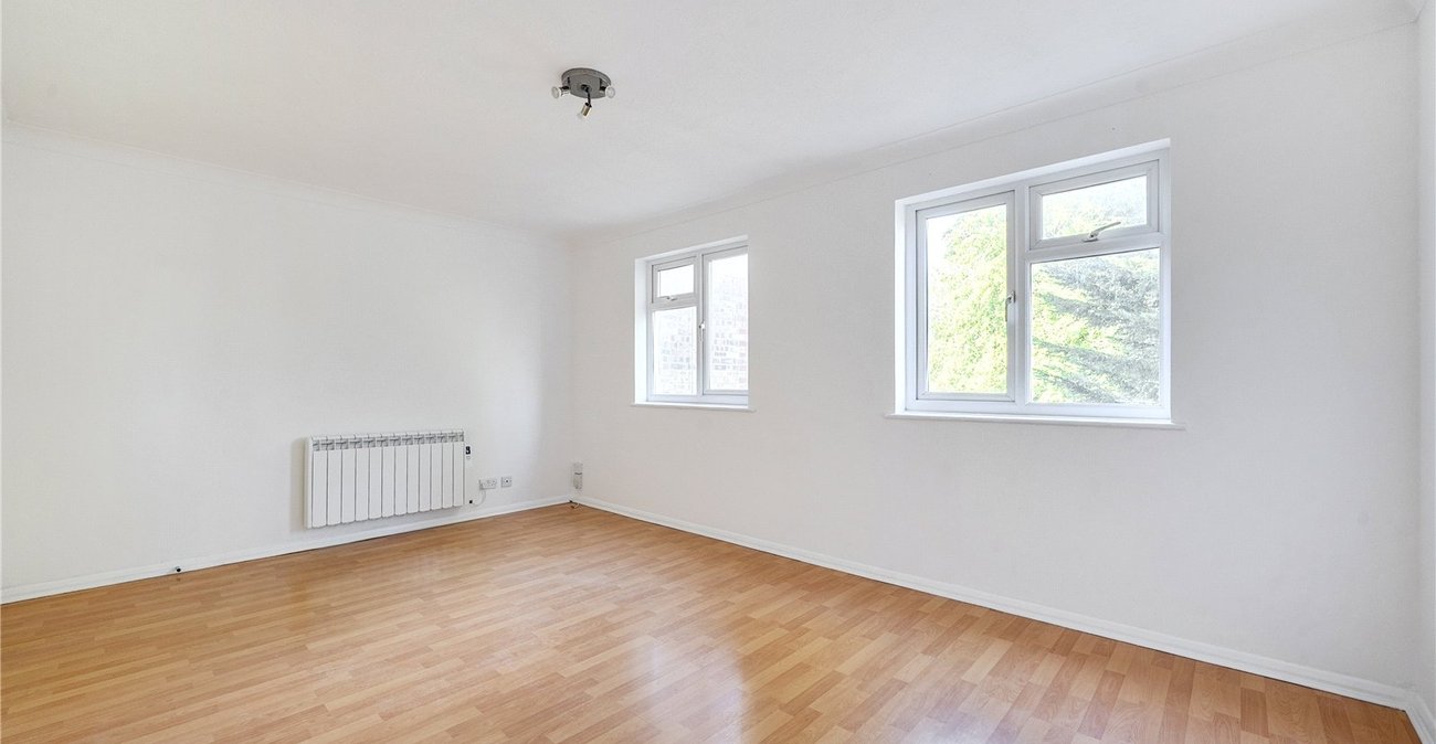 2 bedroom property for sale in Sydenham | Robinson Jackson