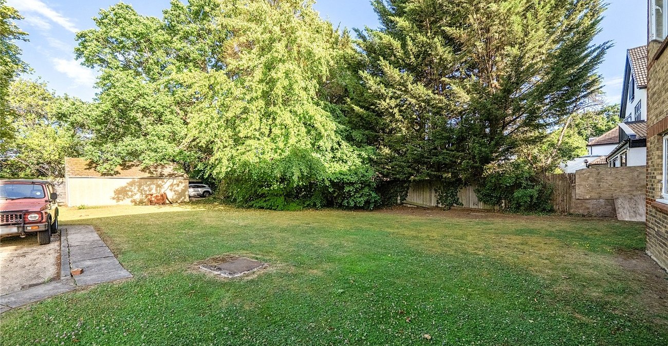 2 bedroom property for sale in Sydenham | Robinson Jackson