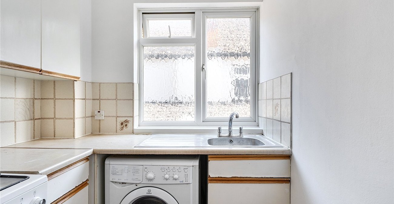 2 bedroom property for sale in Sydenham | Robinson Jackson