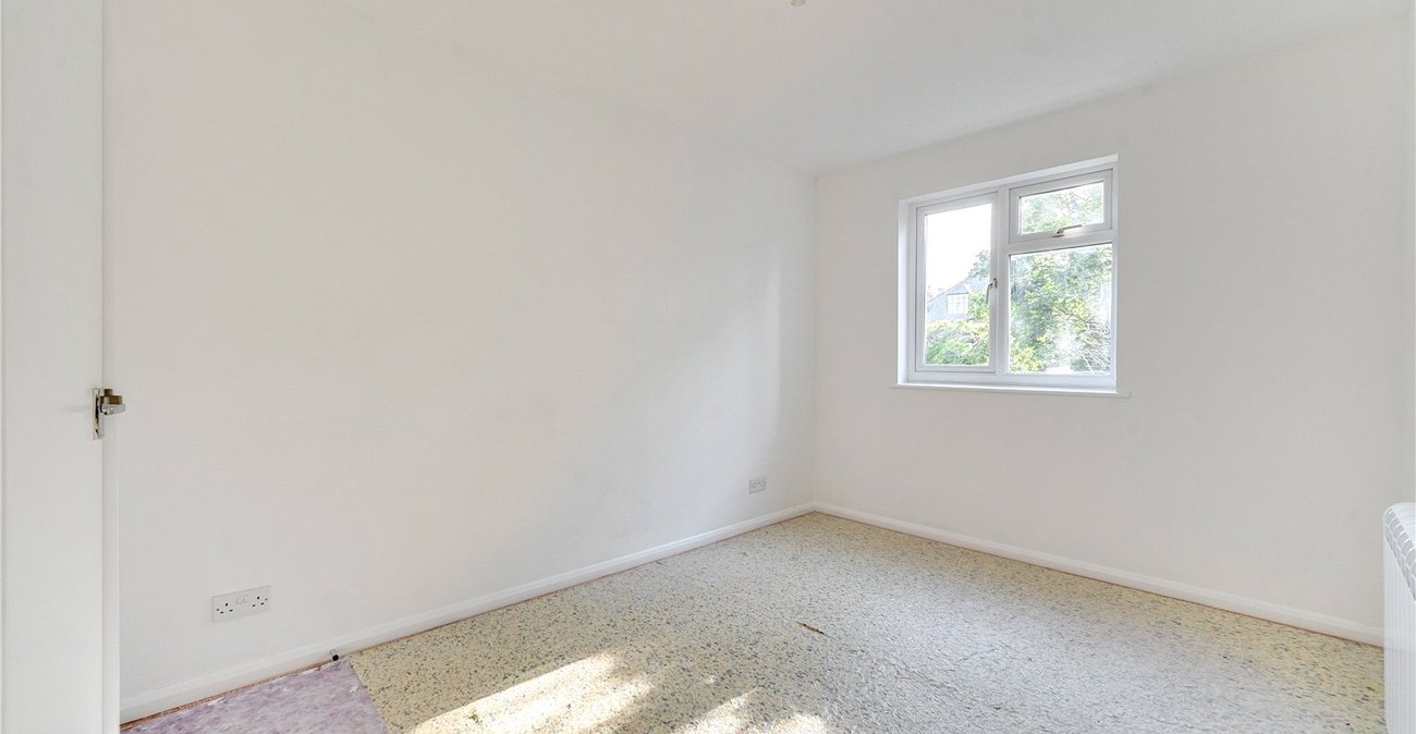 2 bedroom property for sale in Sydenham | Robinson Jackson