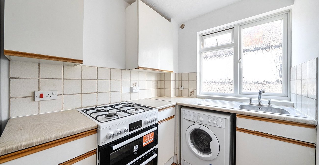 2 bedroom property for sale in Sydenham | Robinson Jackson