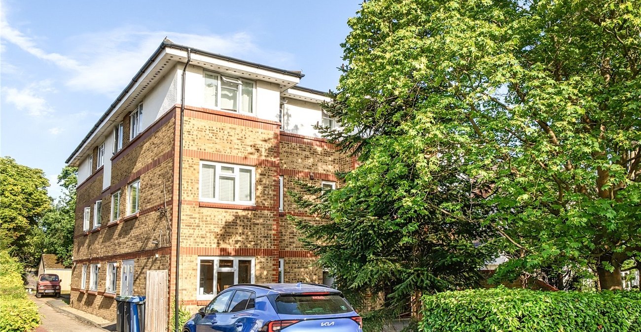 2 bedroom property for sale in Sydenham | Robinson Jackson