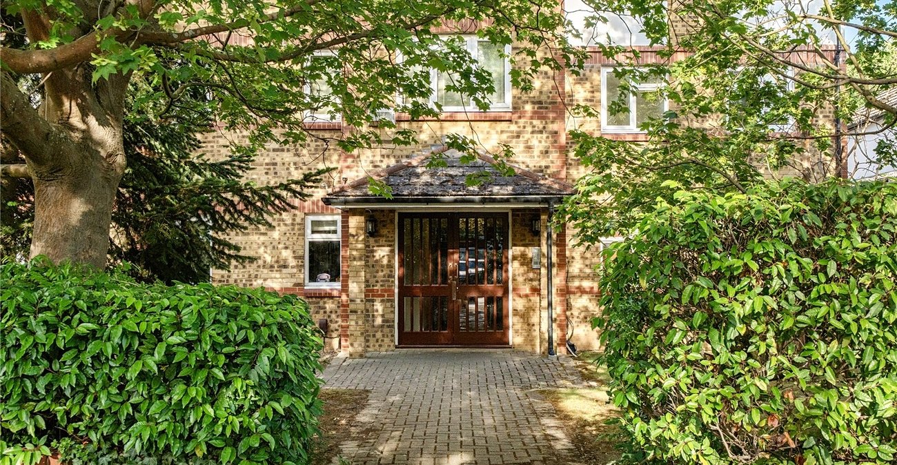 2 bedroom property for sale in Sydenham | Robinson Jackson