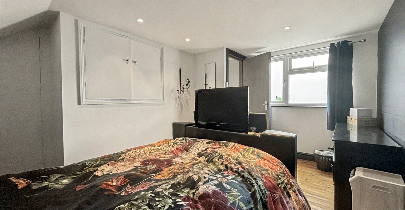 3 bedroom house for sale in Gillingham | Robinson Michael & Jackson