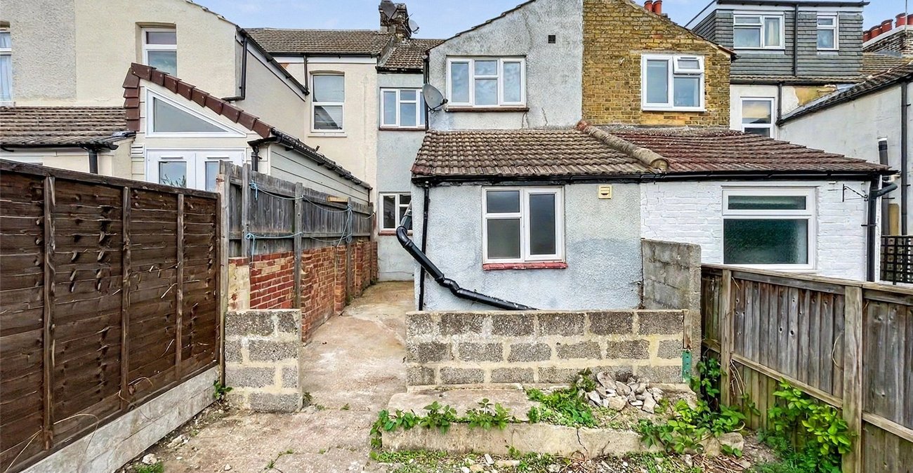 3 bedroom house for sale in Gillingham | Robinson Michael & Jackson