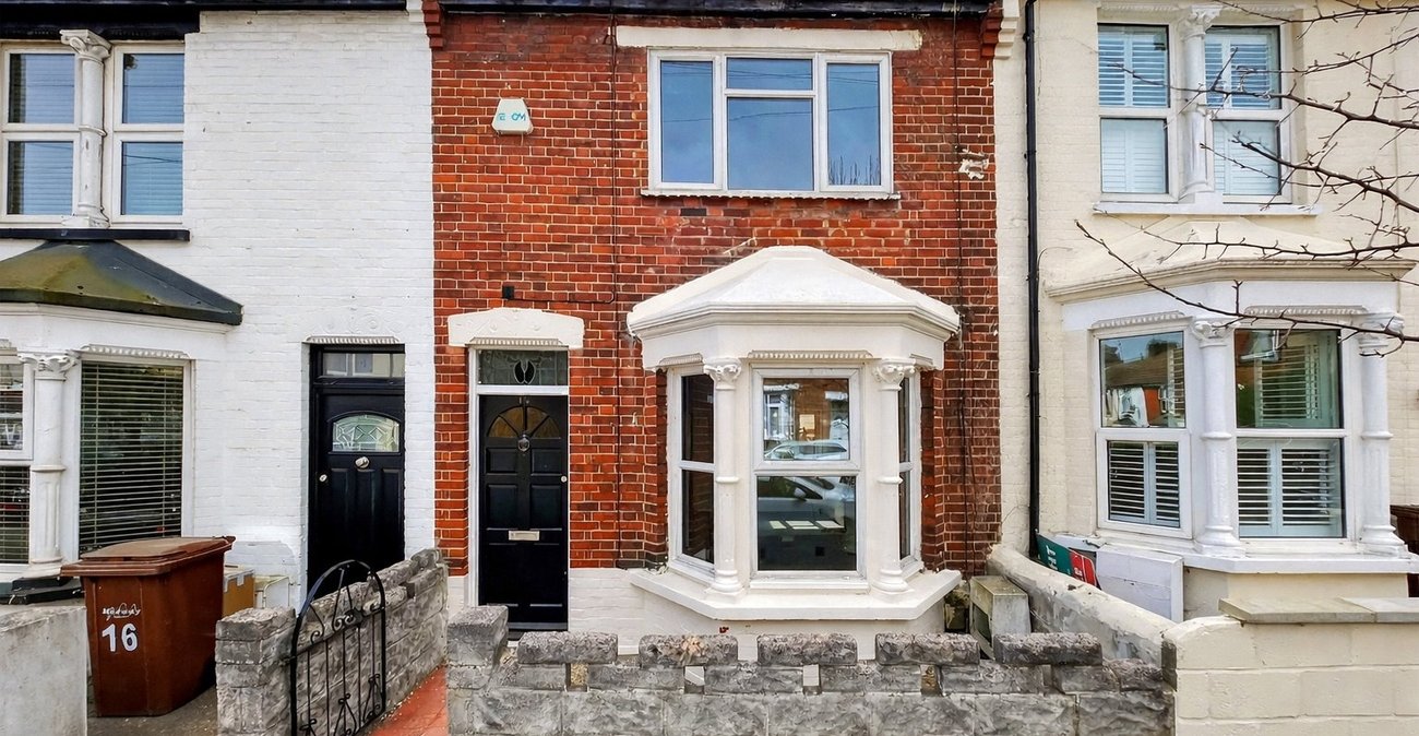 3 bedroom house for sale in Gillingham | Robinson Michael & Jackson