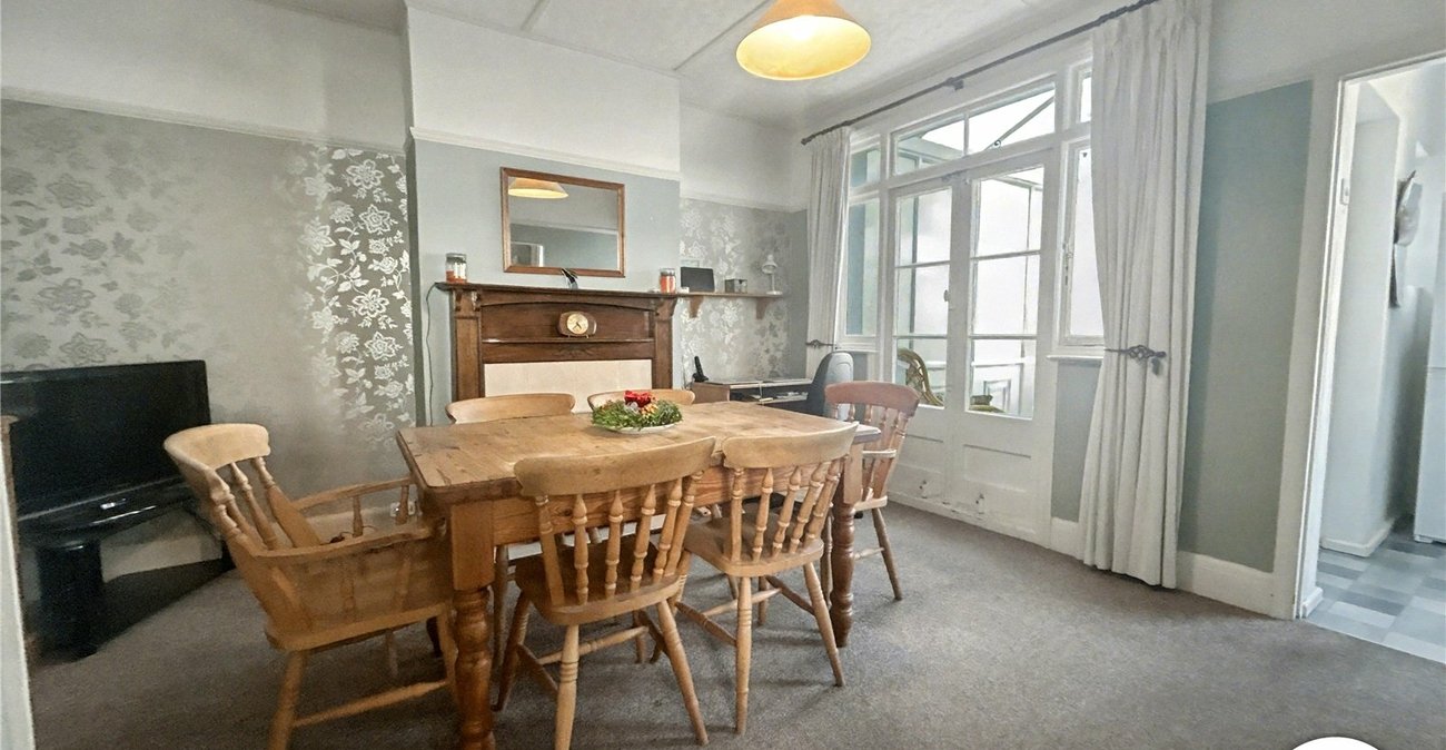 3 bedroom house for sale in Sidcup | Robinson Jackson