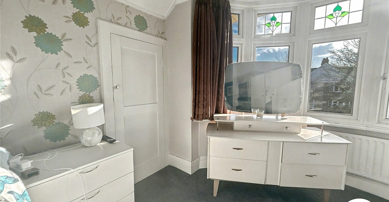 3 bedroom house for sale in Sidcup | Robinson Jackson