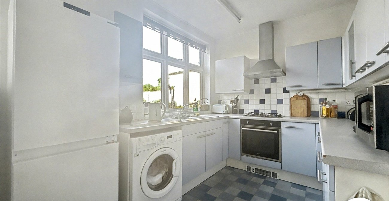 3 bedroom house for sale in Sidcup | Robinson Jackson