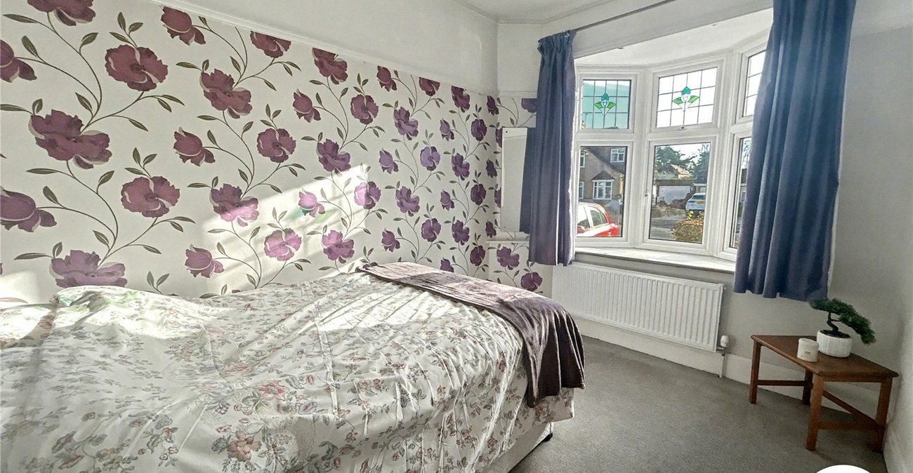 3 bedroom house for sale in Sidcup | Robinson Jackson