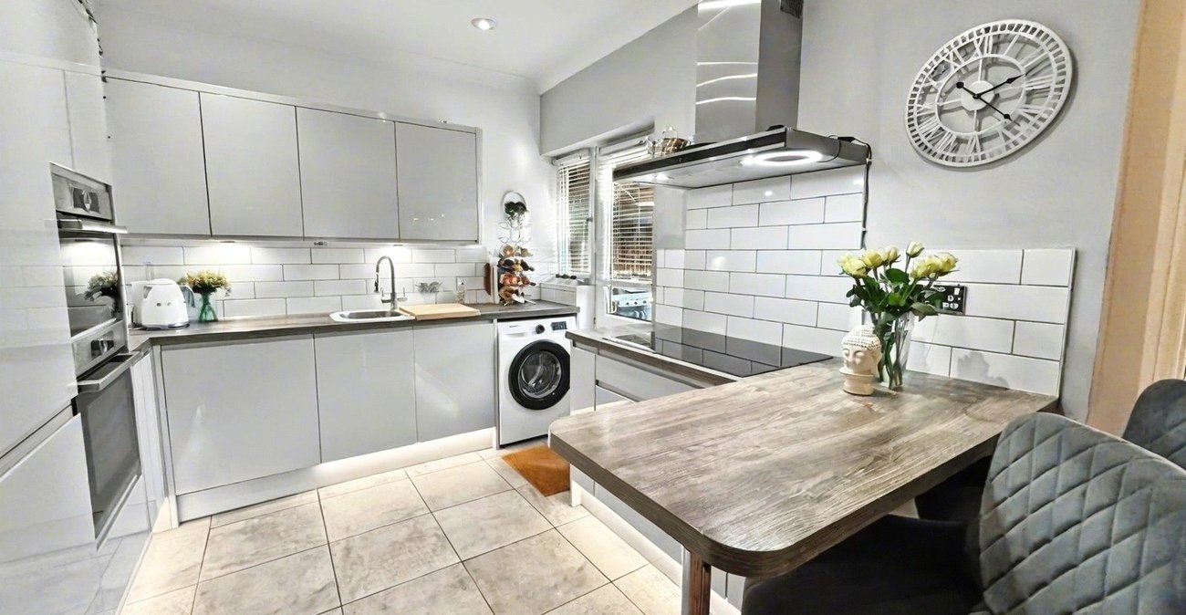 3 bedroom house for sale in South Welling | Robinson Jackson