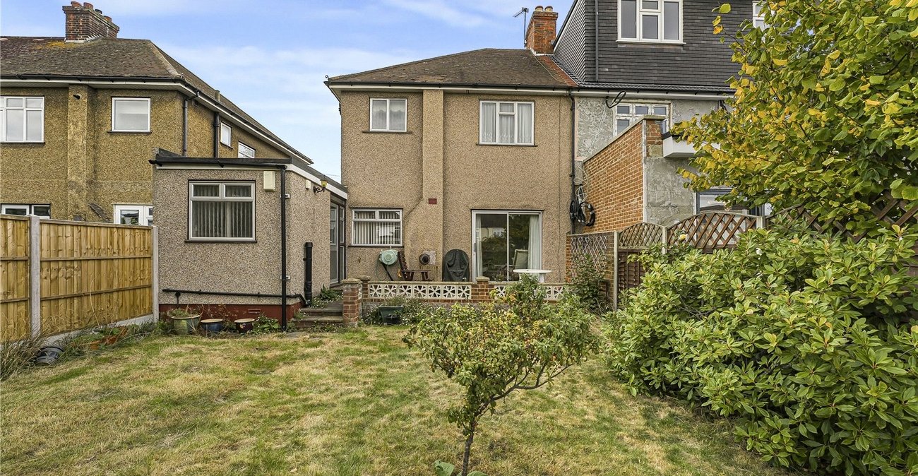 3 bedroom house for sale in Welling | Robinson Jackson