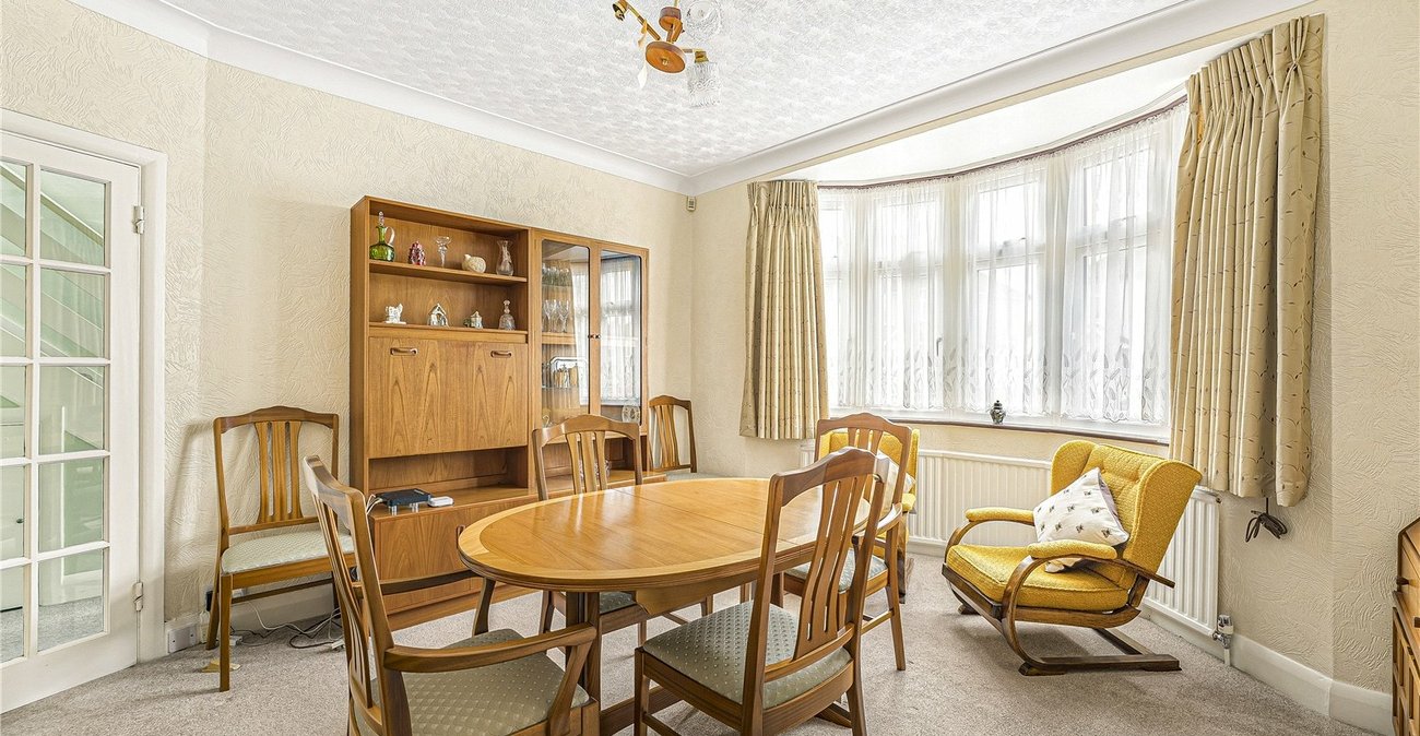 3 bedroom house for sale in Welling | Robinson Jackson