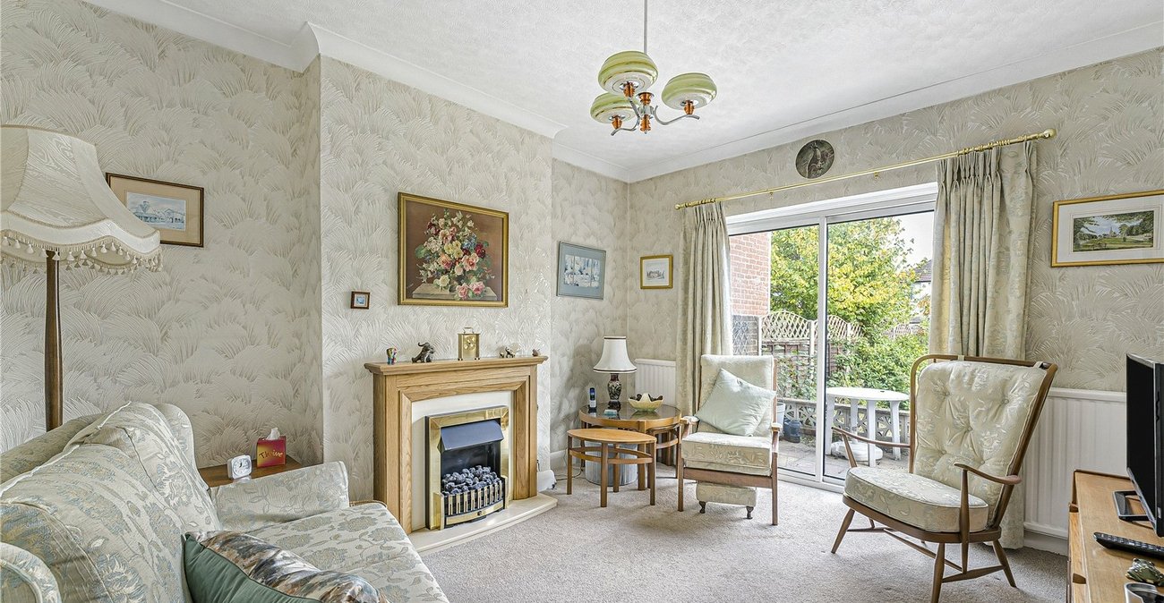 3 bedroom house for sale in Welling | Robinson Jackson