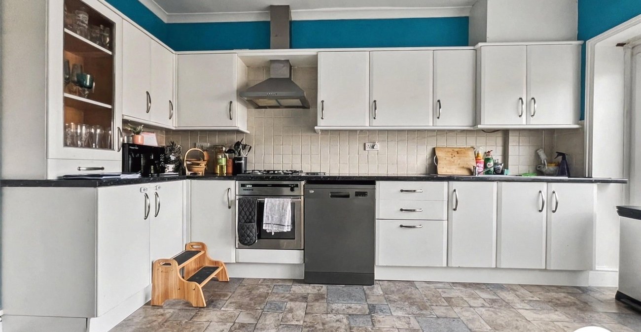 2 bedroom house for sale in Rochester | Robinson Michael & Jackson