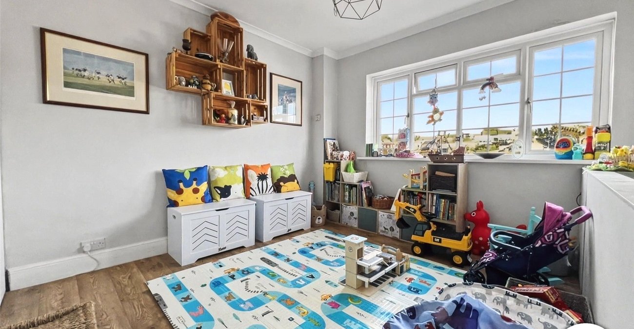 2 bedroom house for sale in Rochester | Robinson Michael & Jackson