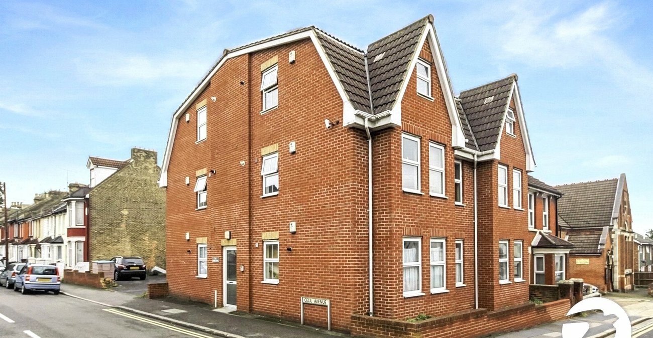 1 bedroom property for sale in Rochester | Robinson Michael & Jackson