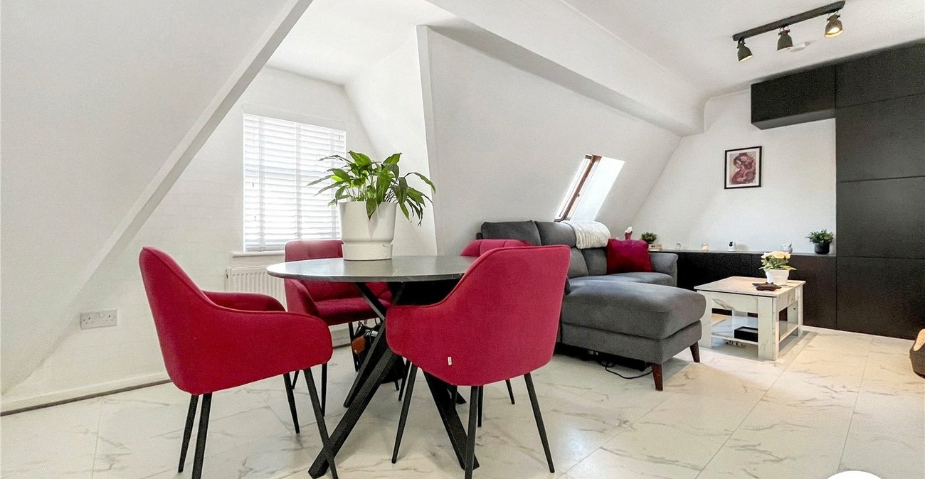 1 bedroom property for sale in Rochester | Robinson Michael & Jackson