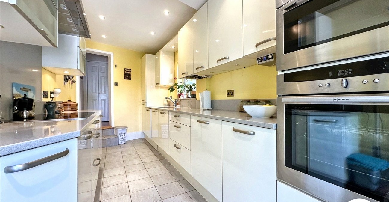 2 bedroom house for sale in Rochester | Robinson Michael & Jackson