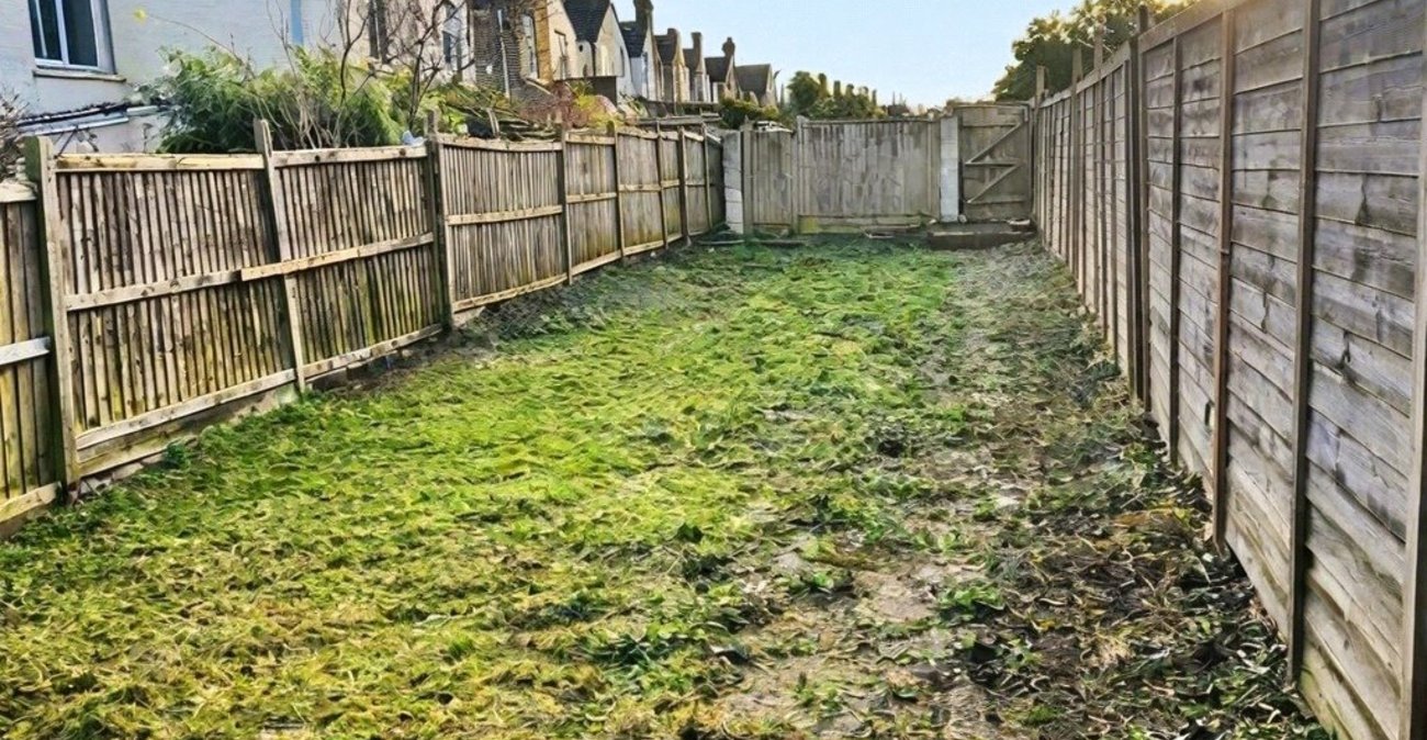 3 bedroom house for sale in Rochester | Robinson Michael & Jackson