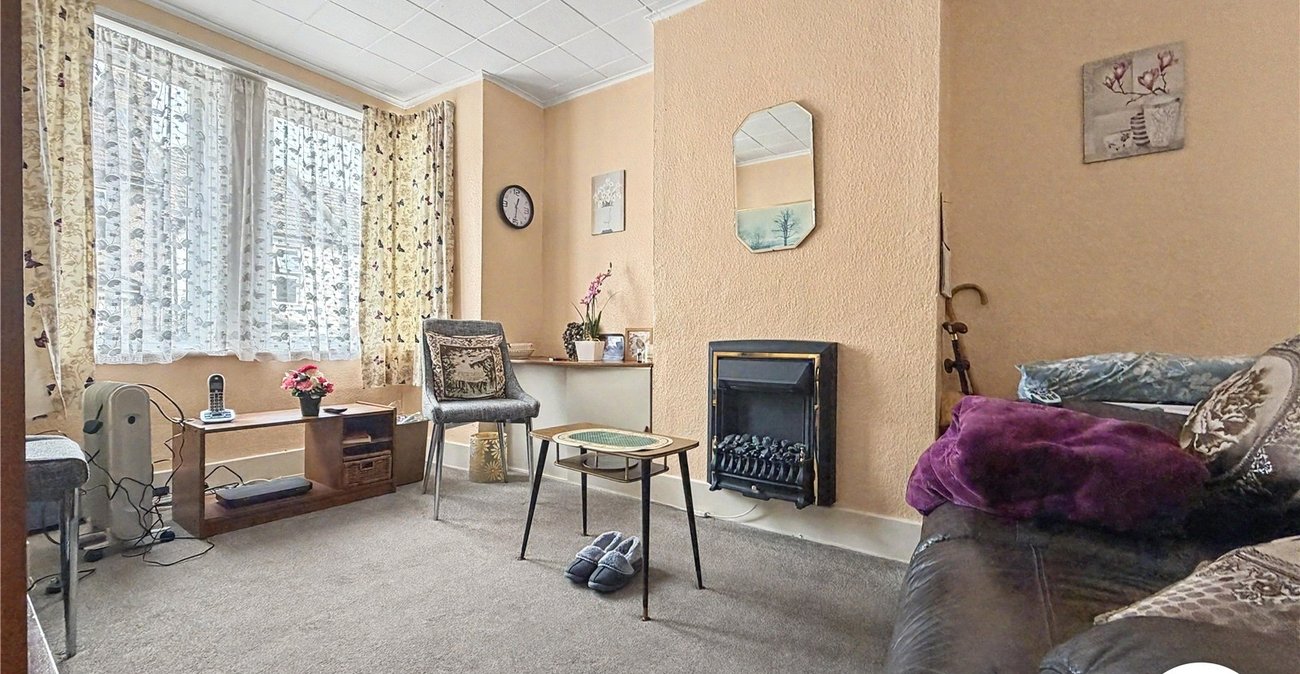 3 bedroom house for sale in Rochester | Robinson Michael & Jackson