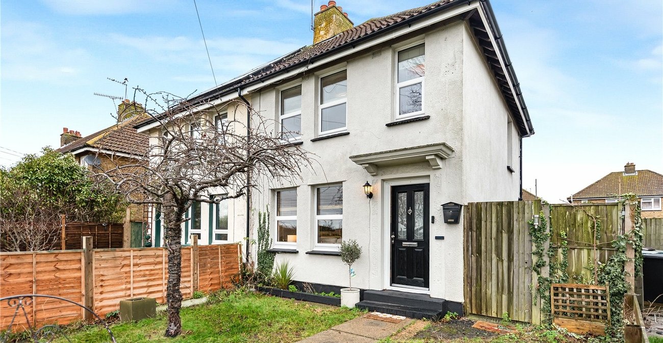 3 bedroom house for sale in Gravesend | Robinson Michael & Jackson