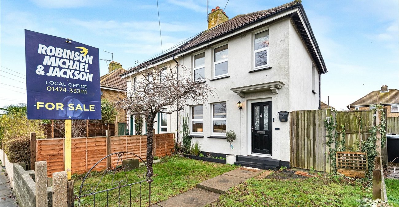 3 bedroom house for sale in Gravesend | Robinson Michael & Jackson