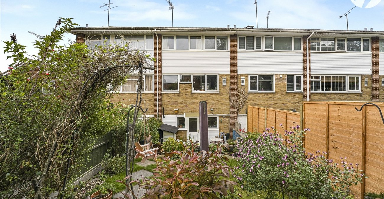 3 bedroom property for sale in Sutton At Hone | Robinson Jackson