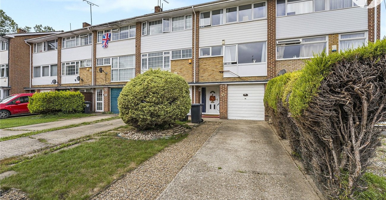 3 bedroom property for sale in Sutton At Hone | Robinson Jackson