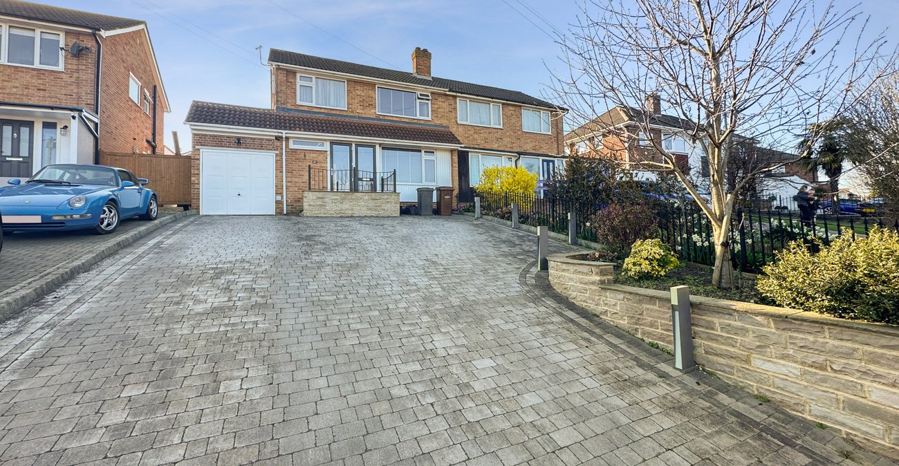 3 bedroom house for sale in Hempstead | Robinson Michael & Jackson