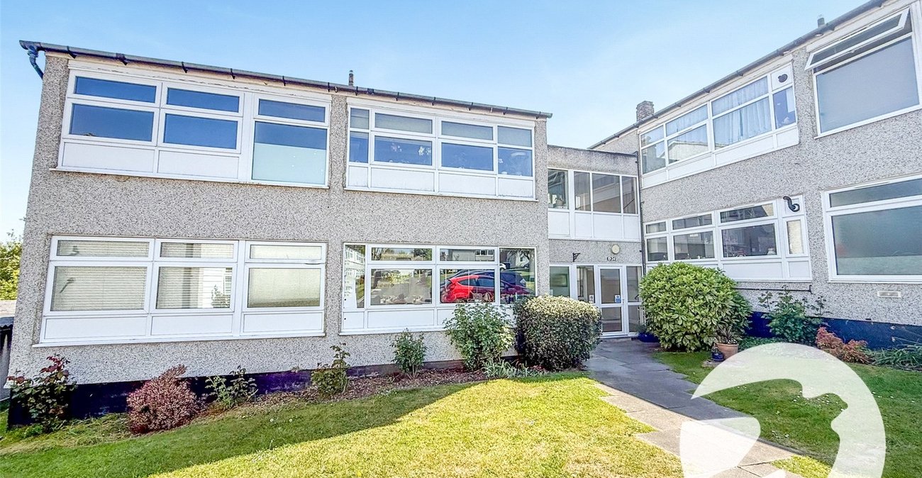 2 bedroom property for sale in Mottingham Lane | Robinson Jackson