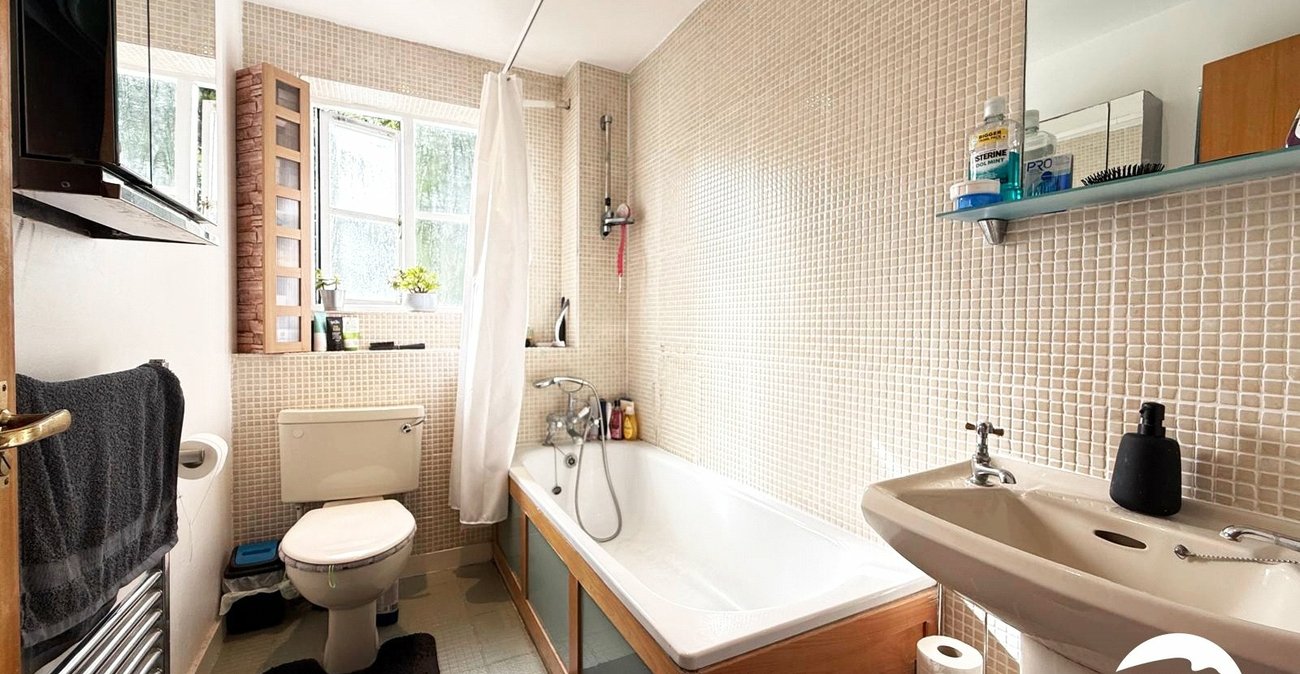 1 bedroom property for sale in London | Robinson Jackson