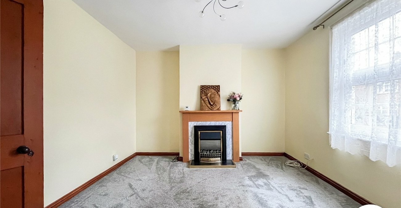 2 bedroom house for sale in Lynsted | Robinson Michael & Jackson