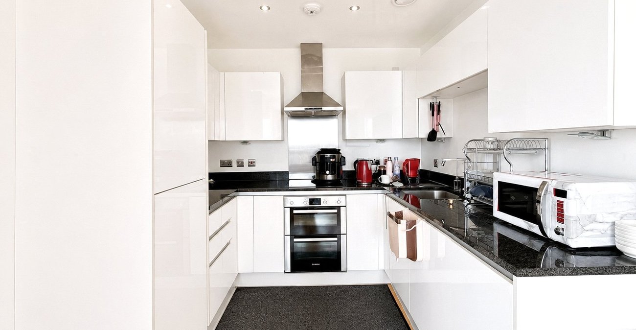 2 bedroom property for sale in Larkwood Avenue | Robinson Jackson