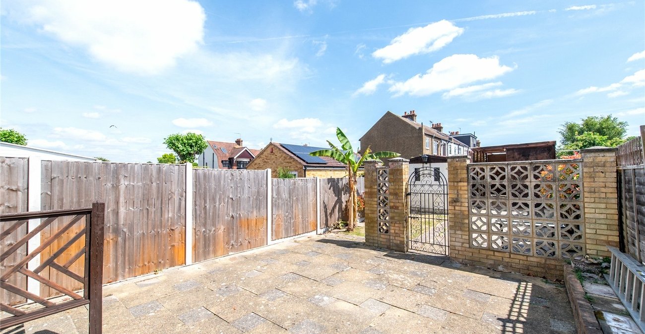3 bedroom house for sale in Gravesend | Robinson Michael & Jackson