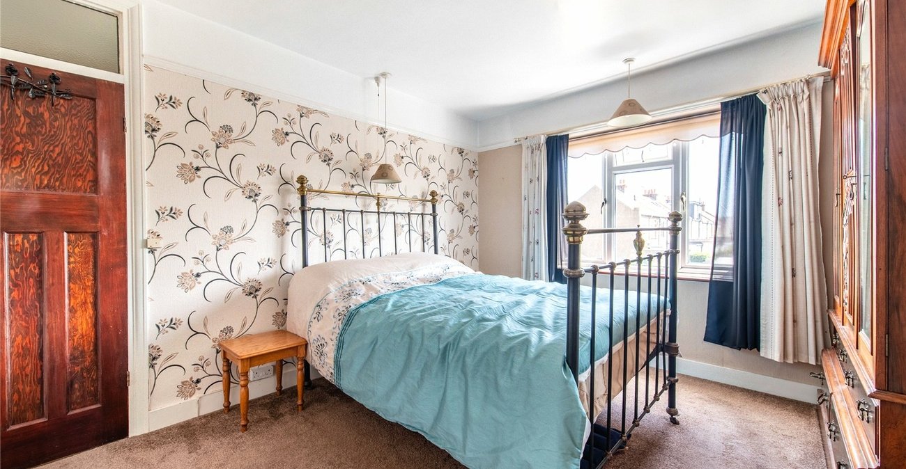 3 bedroom house for sale in Gravesend | Robinson Michael & Jackson