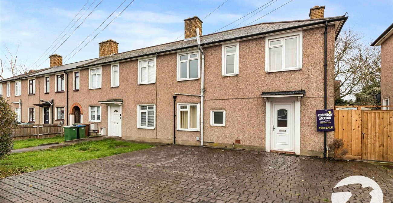 3 bedroom house for sale in Welling | Robinson Jackson