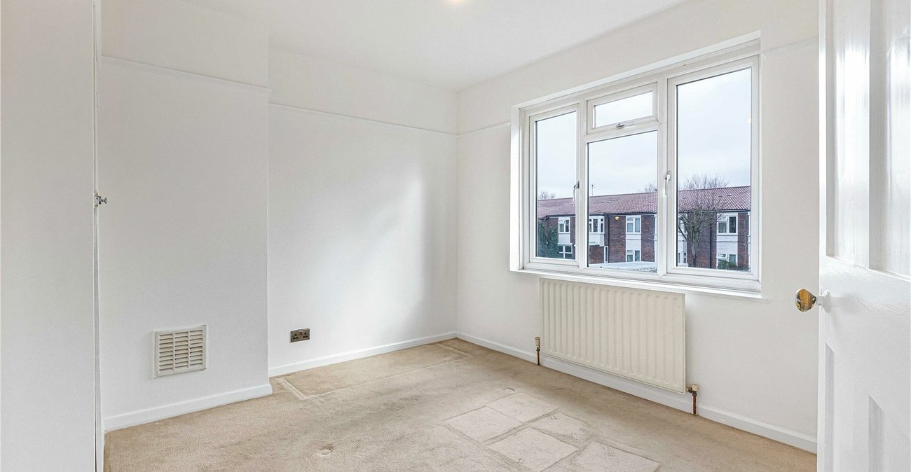 3 bedroom house for sale in Welling | Robinson Jackson