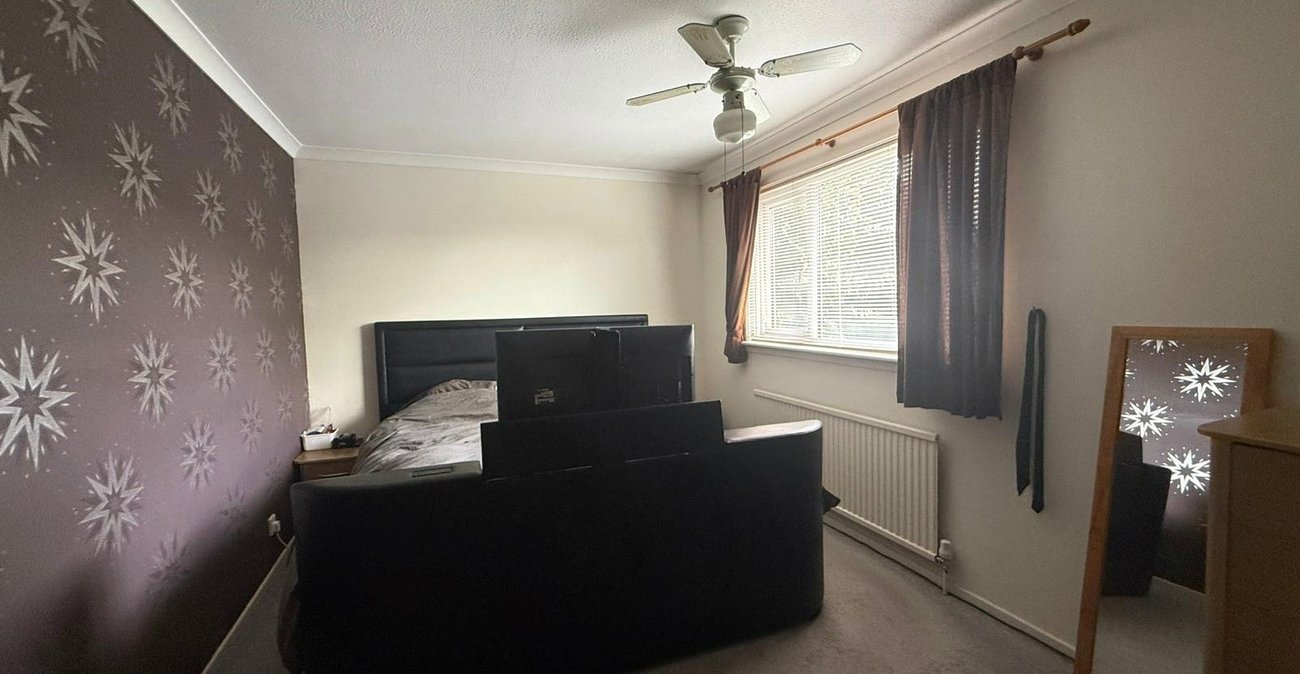 2 bedroom house for sale in Gravesend | Robinson Michael & Jackson