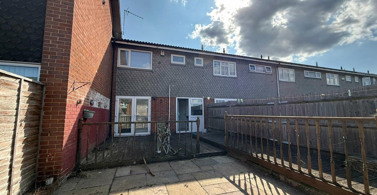 2 bedroom house for sale in Gravesend | Robinson Michael & Jackson