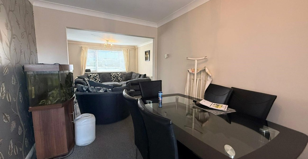 2 bedroom house for sale in Gravesend | Robinson Michael & Jackson