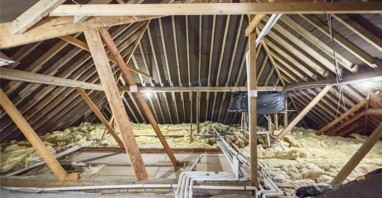 4 bedroom bungalow for sale in Upchurch | Robinson Michael & Jackson