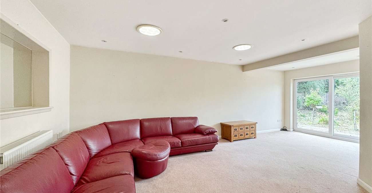 4 bedroom bungalow for sale in Upchurch | Robinson Michael & Jackson