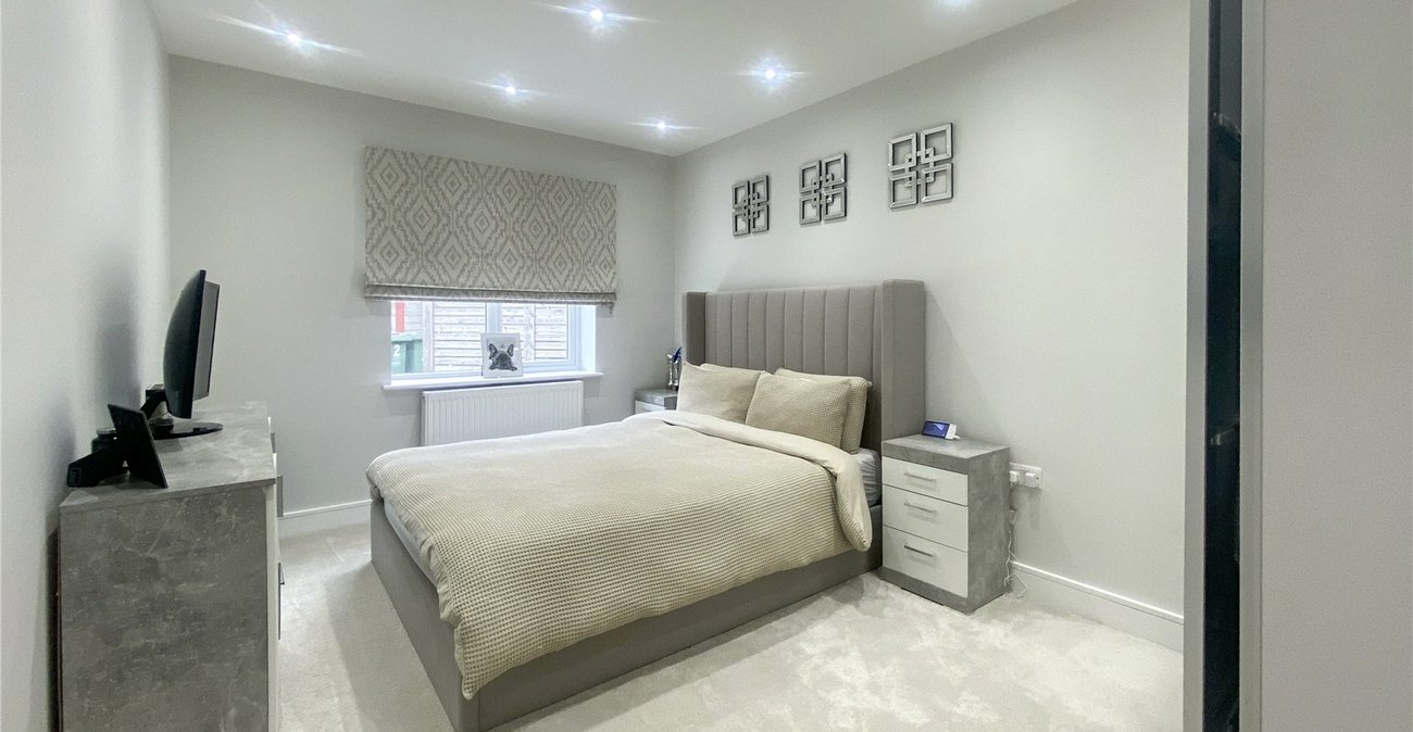 2 bedroom property for sale in Sidcup | Robinson Jackson