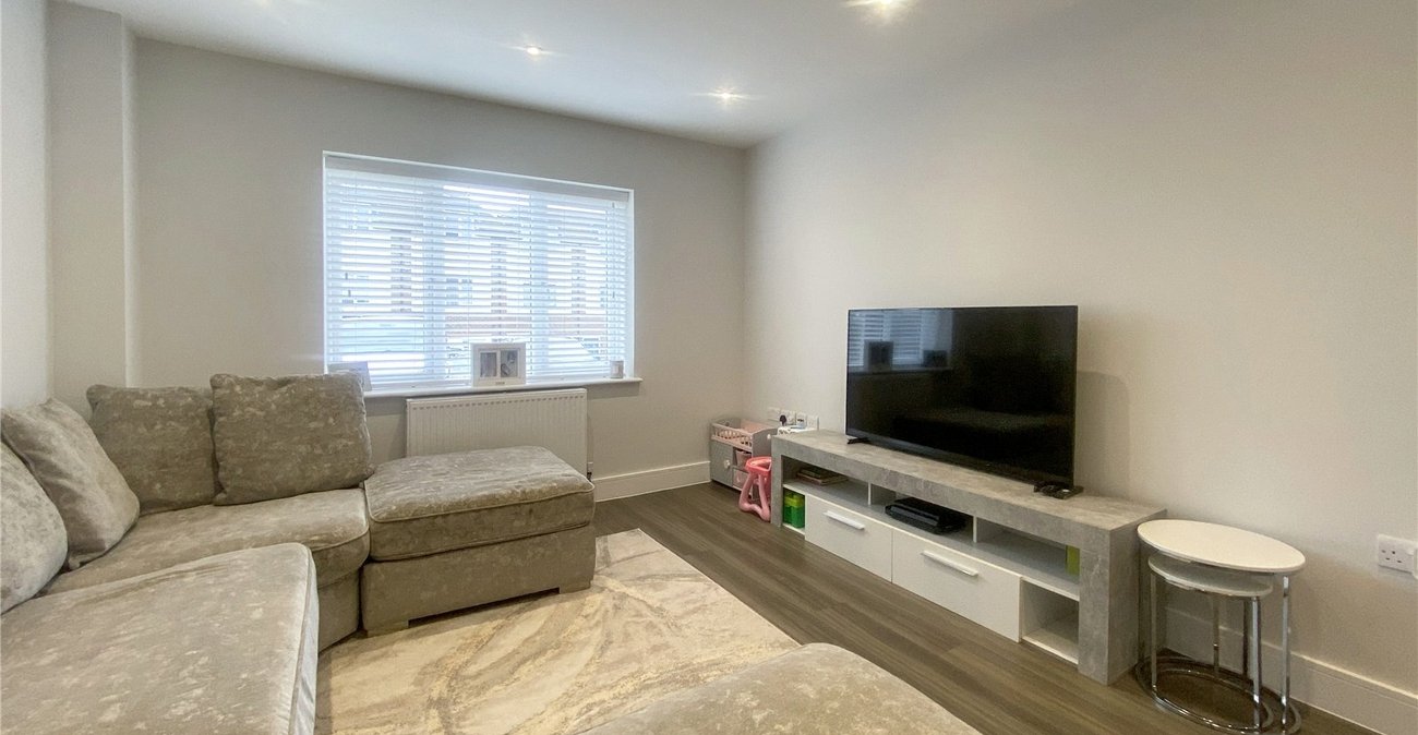 2 bedroom property for sale in Sidcup | Robinson Jackson