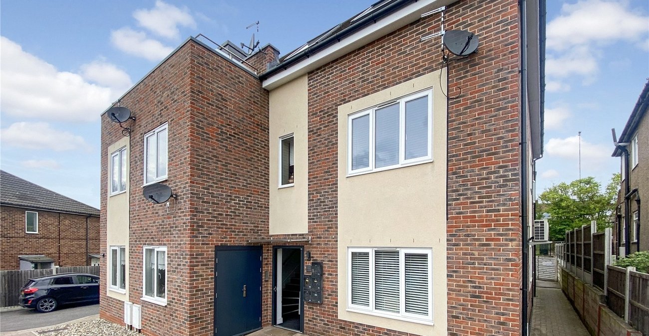 2 bedroom property for sale in Sidcup | Robinson Jackson